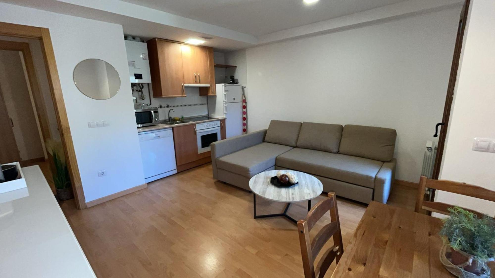 Apartamento El Roble ビリャヌア エクステリア 写真