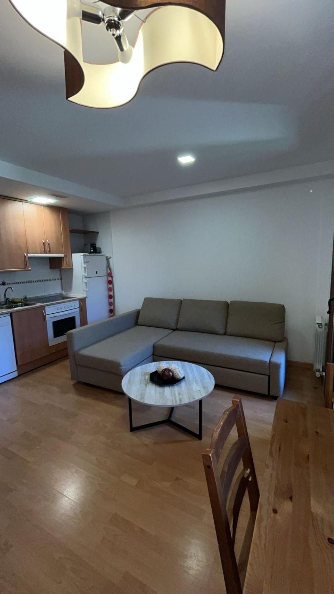 Apartamento El Roble ビリャヌア エクステリア 写真